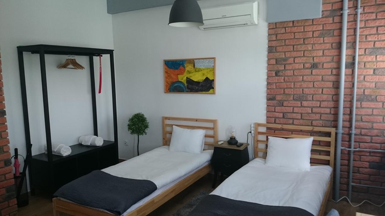 Hostel W5 Poznan Exterior photo